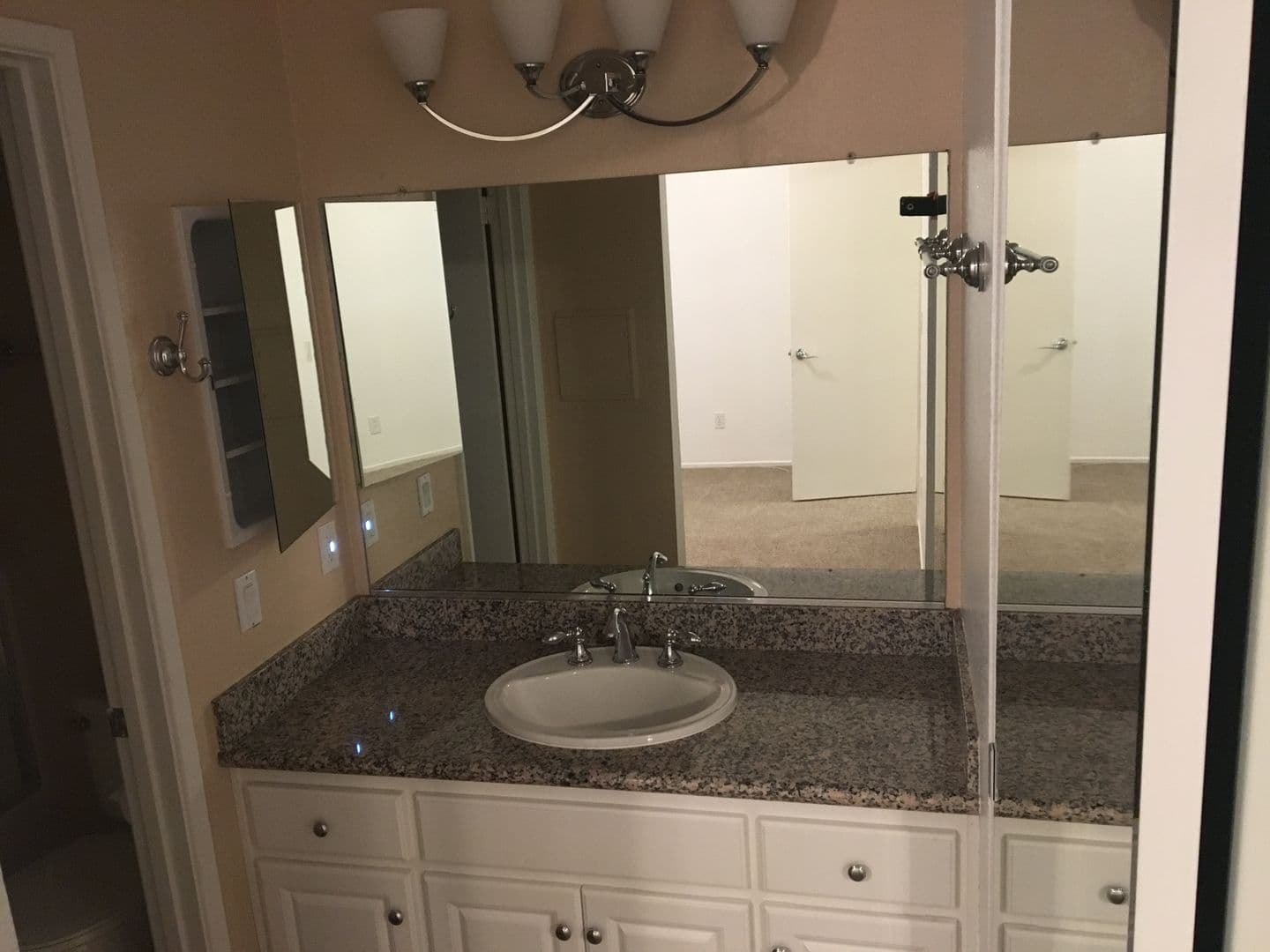 Fairfield Condo: 2915 N. Texas Street #134