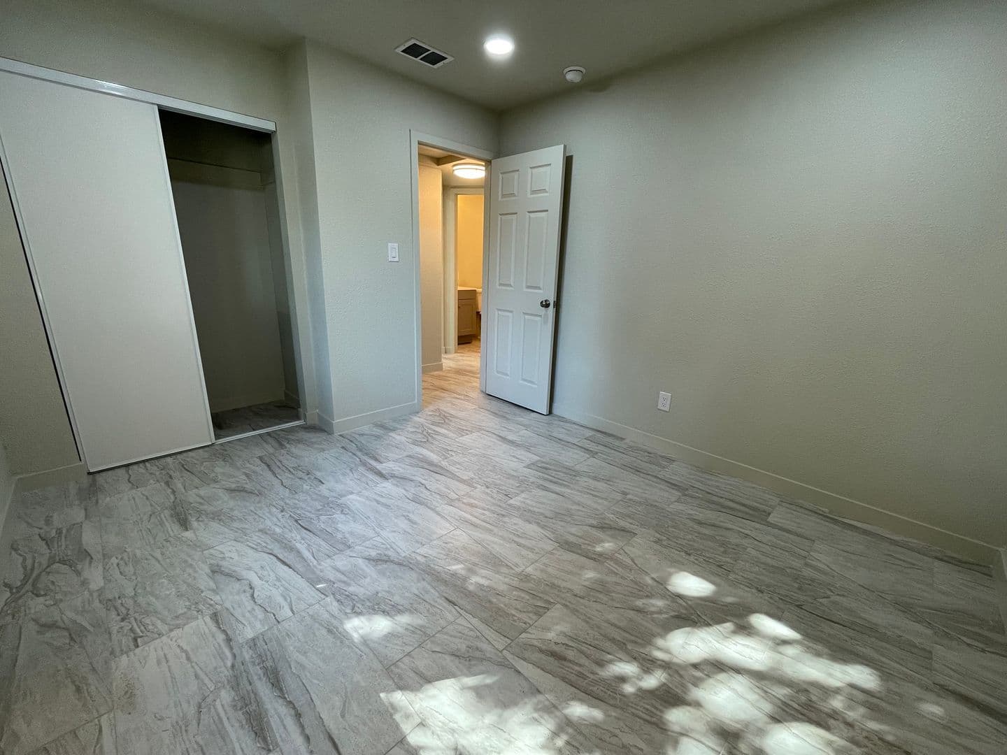 Winters Apartment: 18 Anderson Ave.