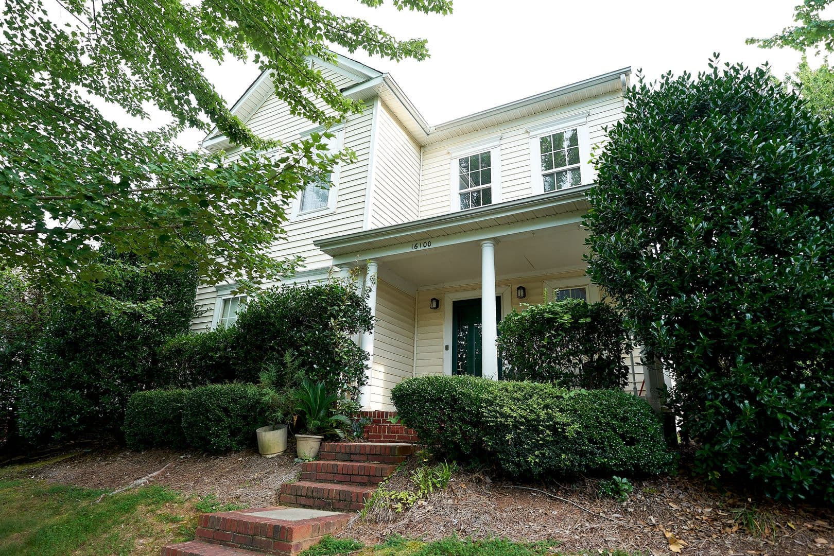 Charlotte House: 16100 Sunninghill Park Road