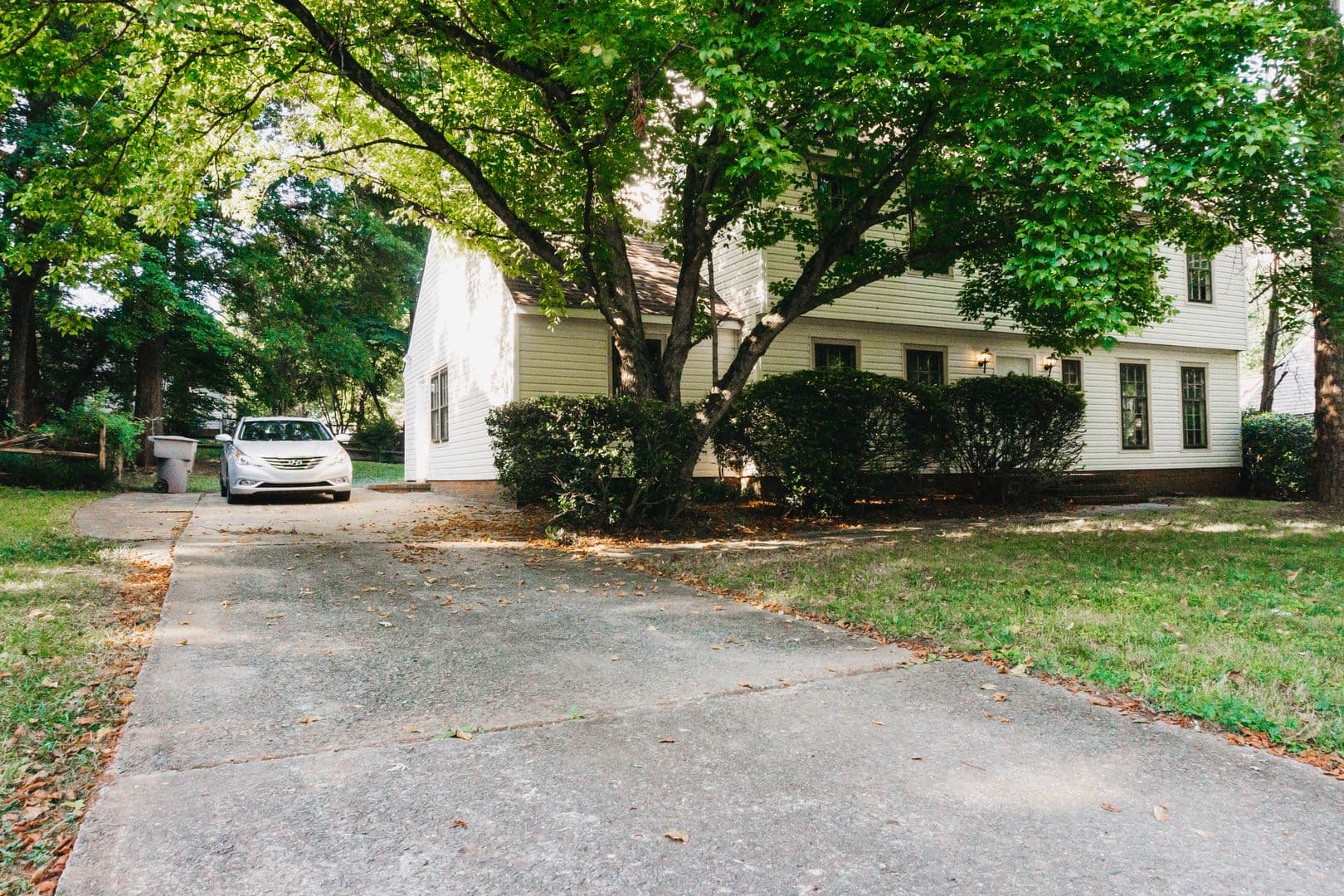 Charlotte Apartment: 512 Riverwood Drive
