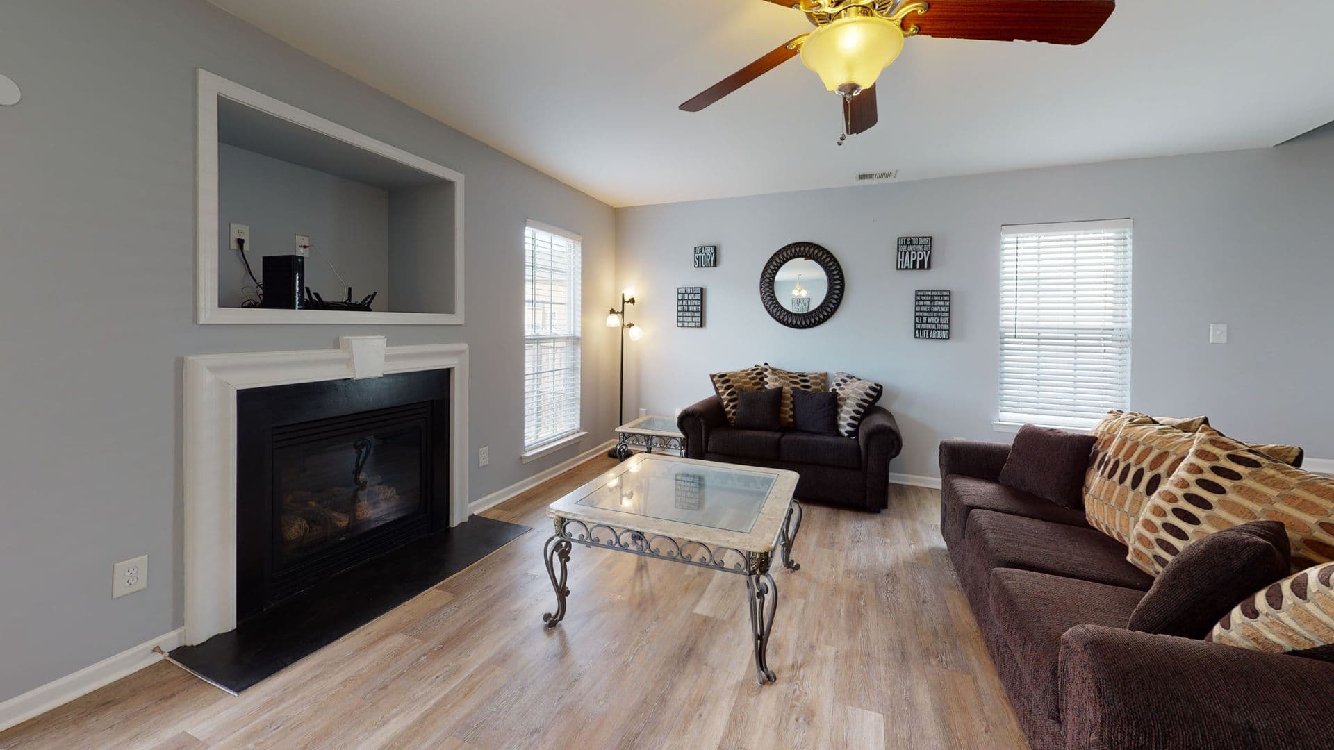 Charlotte Apartment: 11234 Anna Rose