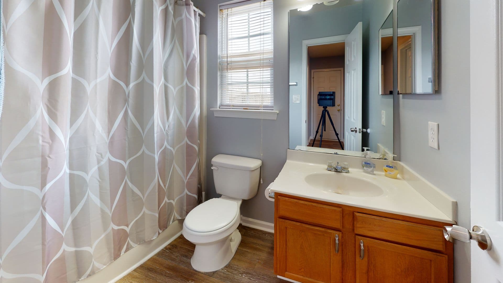 Charlotte Apartment: 11234 Anna Rose