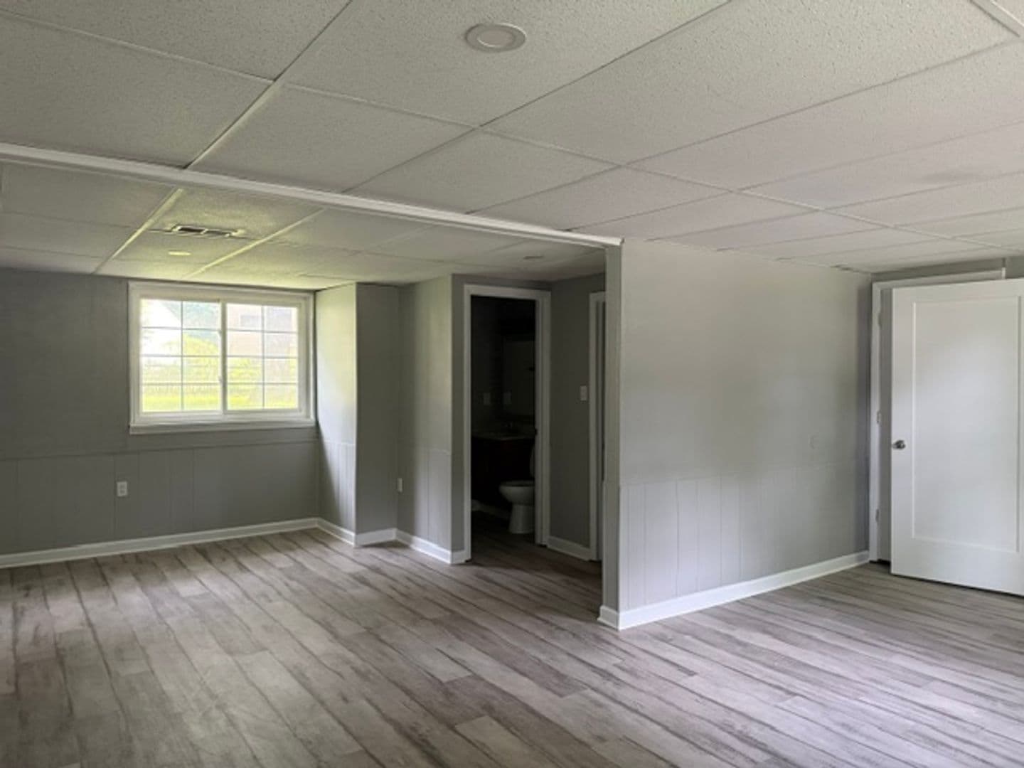 Waldorf House: 1038 Bannister Circle