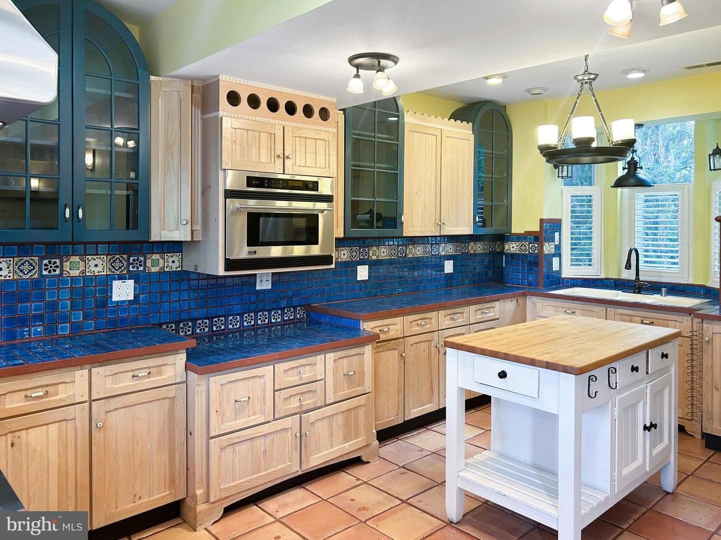 Newburg House: 12330 Potomac View Road