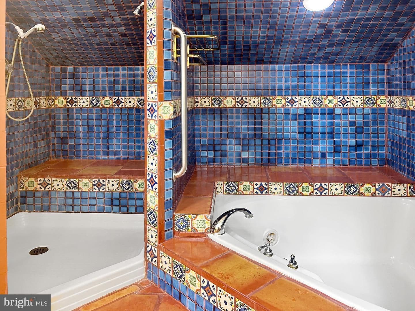 Newburg House: 12330 Potomac View Road