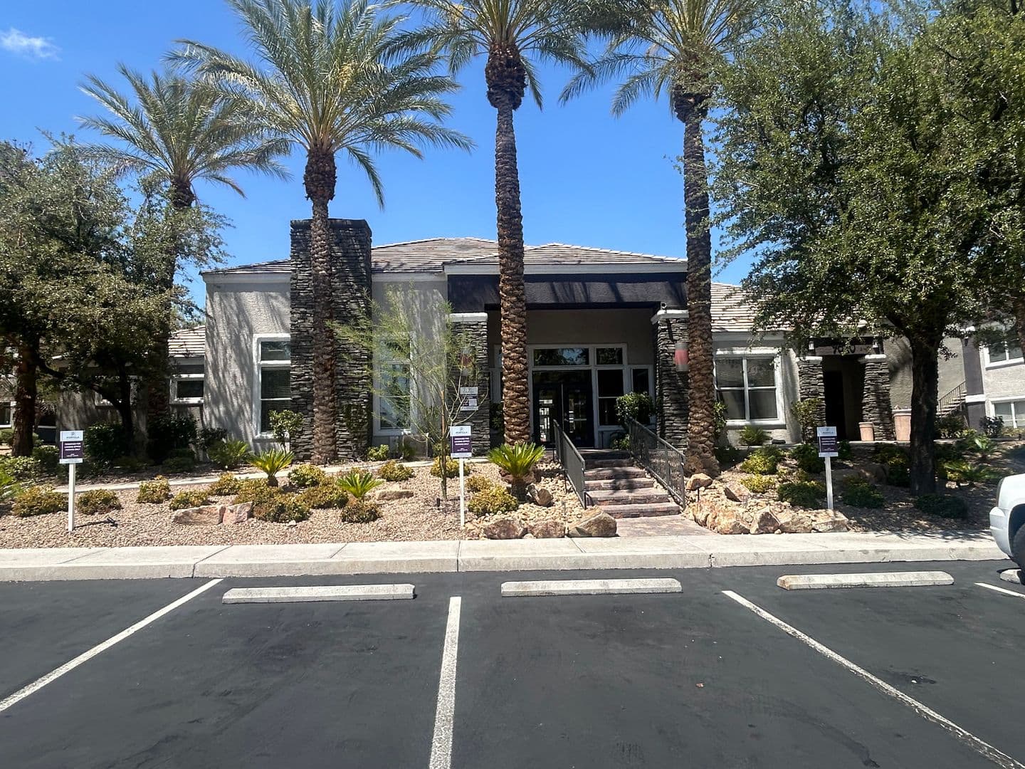 Las Vegas House: 9620 W Russell Rd #1010