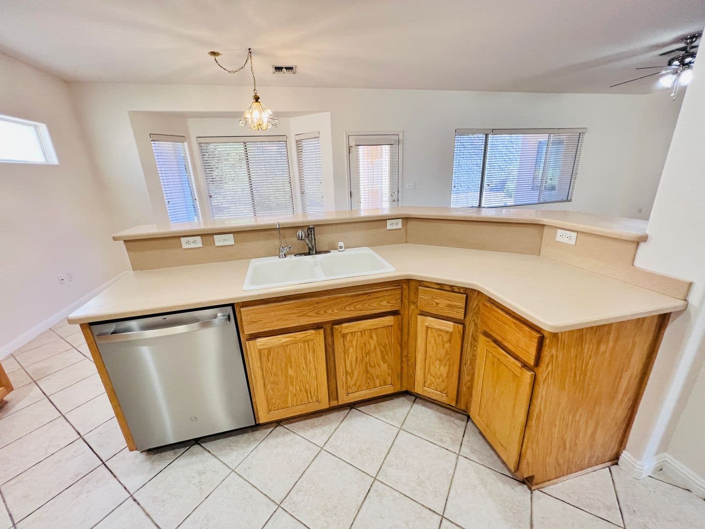 Henderson House: 3047 Hickory Valley Rd