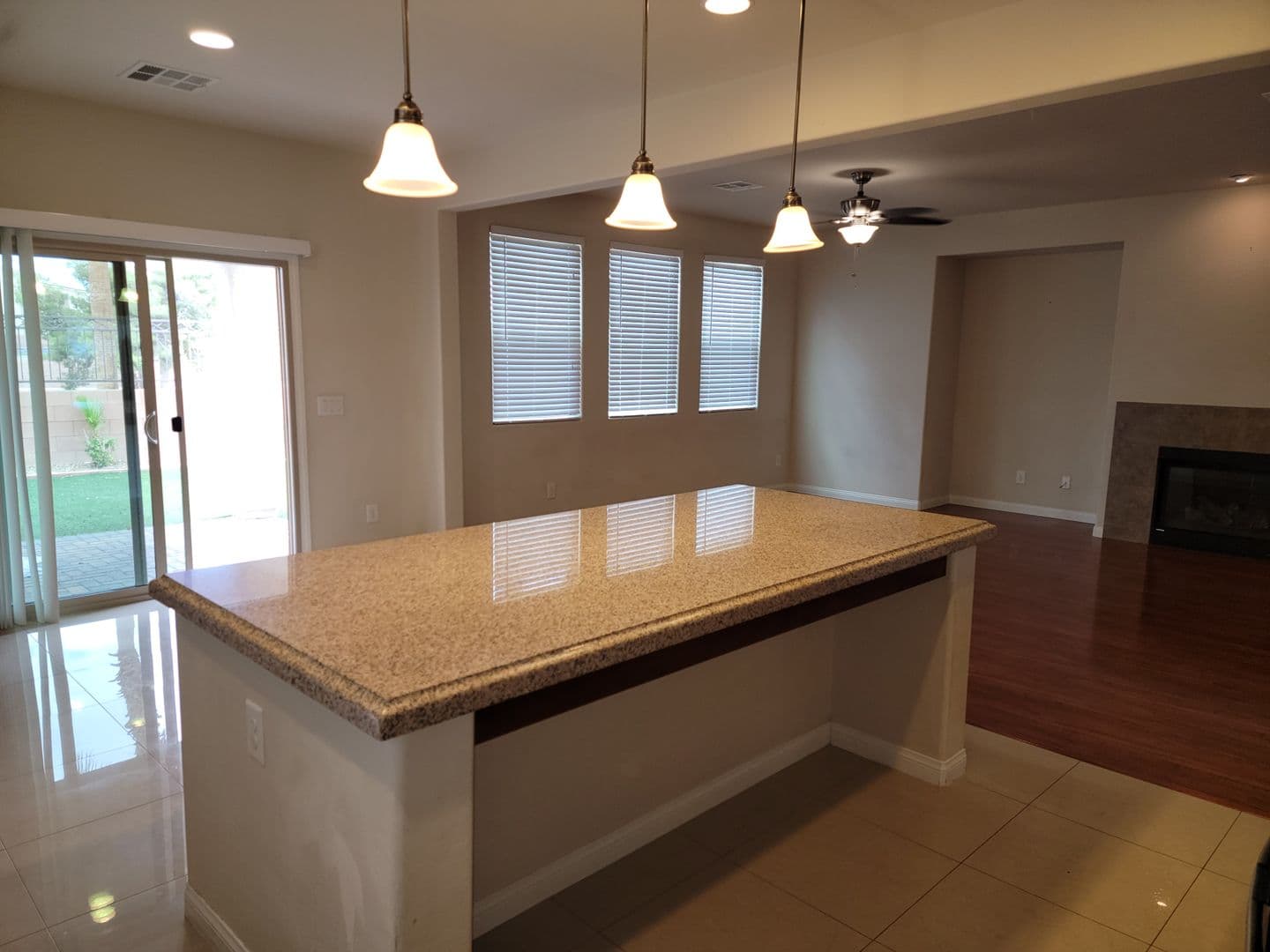 Las Vegas House: 318 Glacier Meadow Road