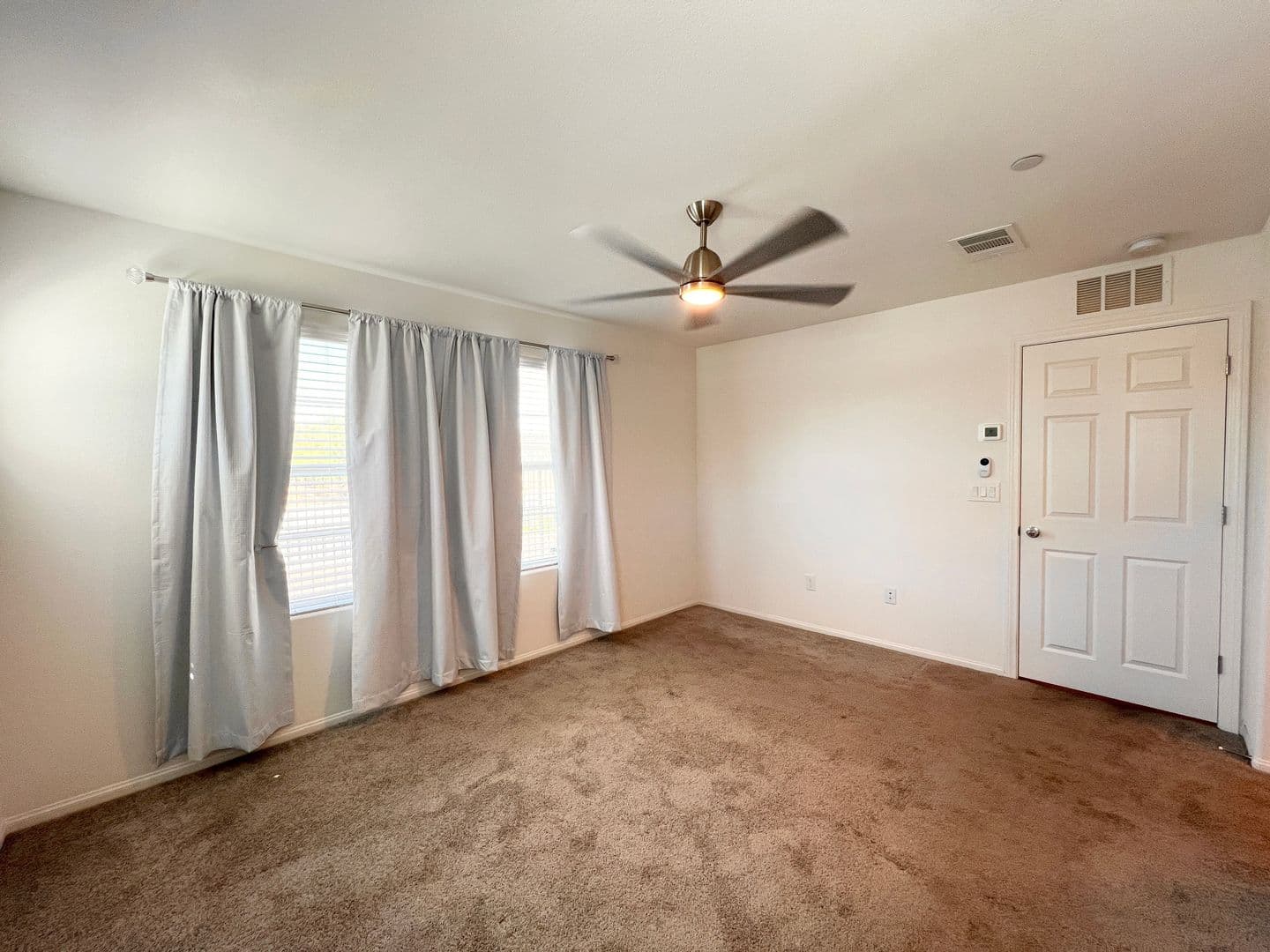 las Vegas House: 5641 Spellbinding St