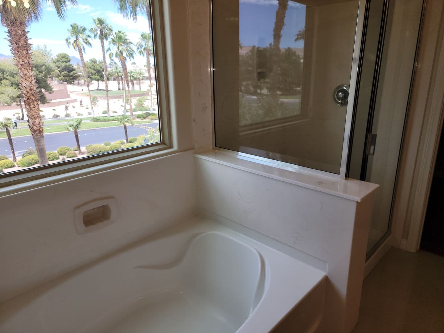Las Vegas House: 318 Glacier Meadow Road