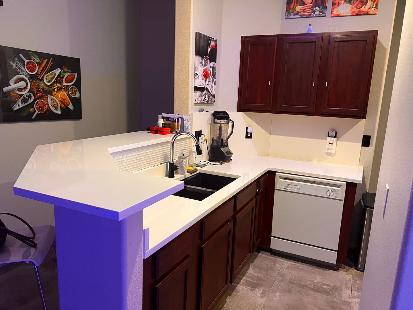Las Vegas House: 1613 Cardinal Bluff Dr #204