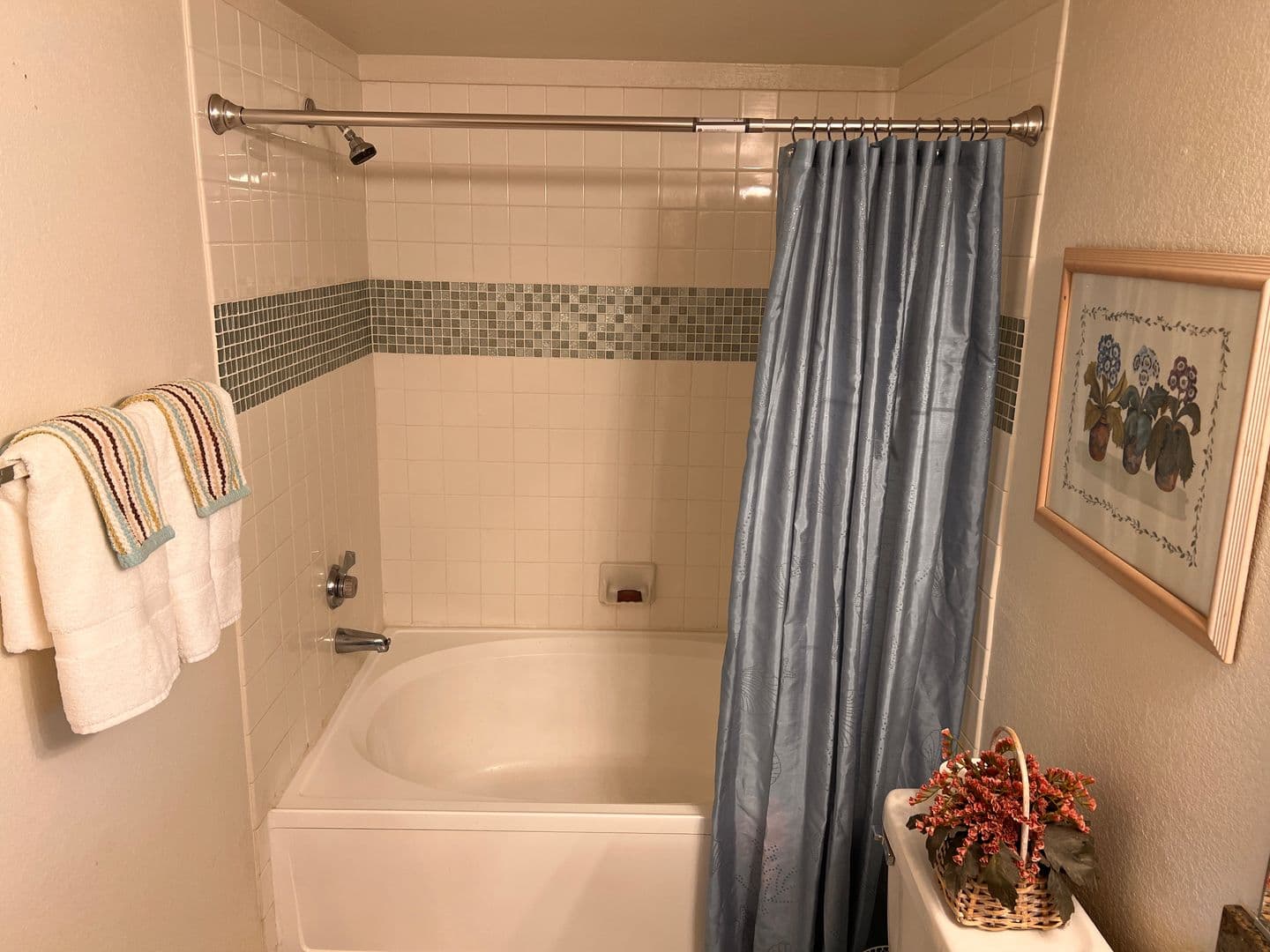 Las Vegas House: 2300 E Silverado Ranch Blvd #2158