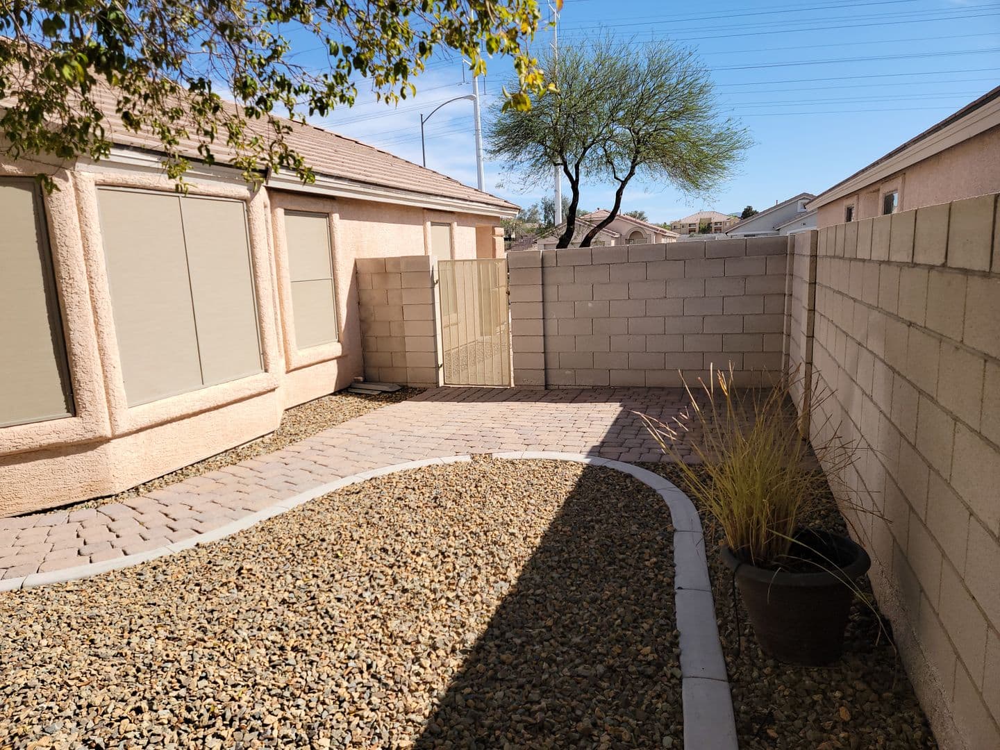 Las Vegas House: 1086 Silver Creek Ave