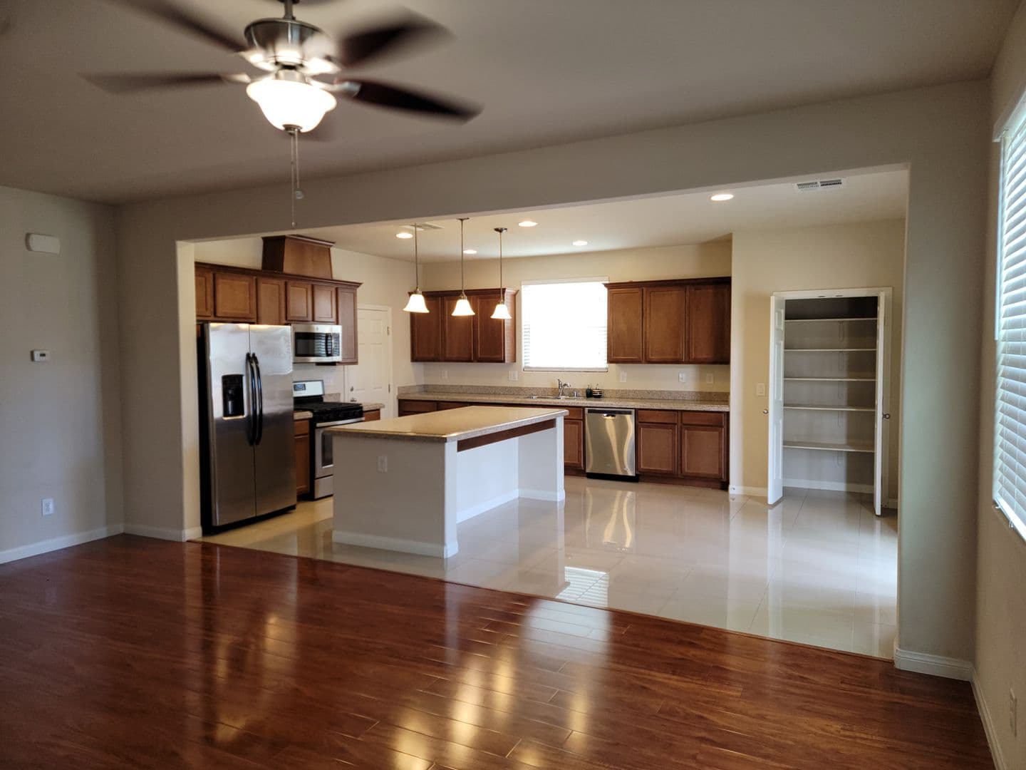 Las Vegas House: 318 Glacier Meadow Road