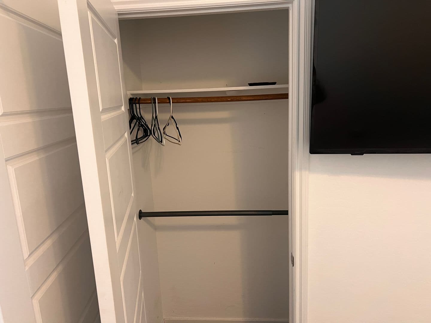 North Las Vegas Apartment: 5713 Old Pine St