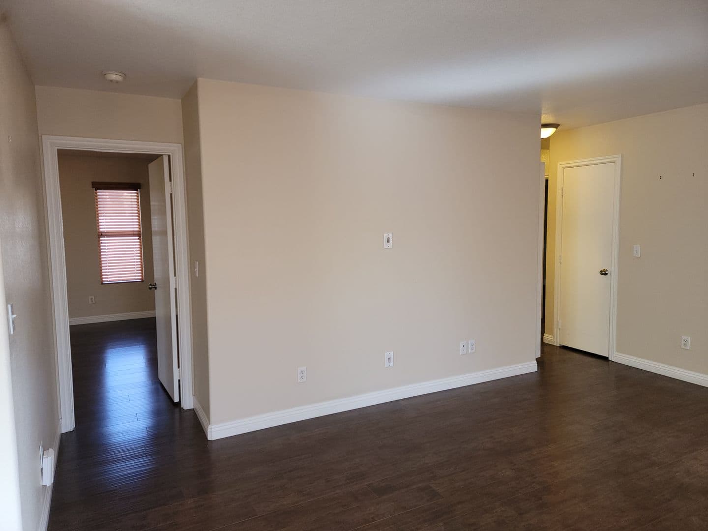 Las Vegas House: 1086 Silver Creek Ave