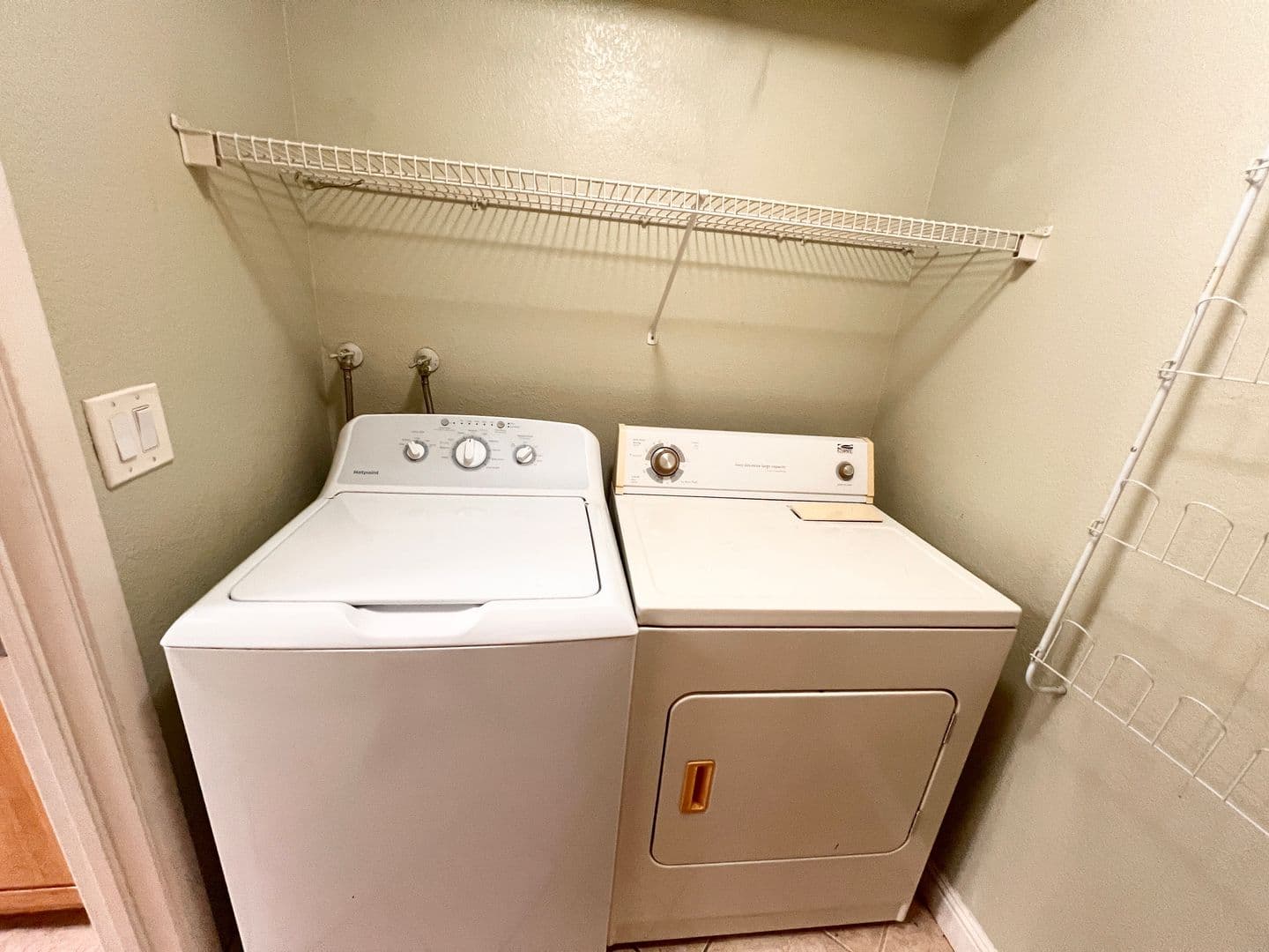 Las Vegas House: 5055 W. Hacienda Ave #1202