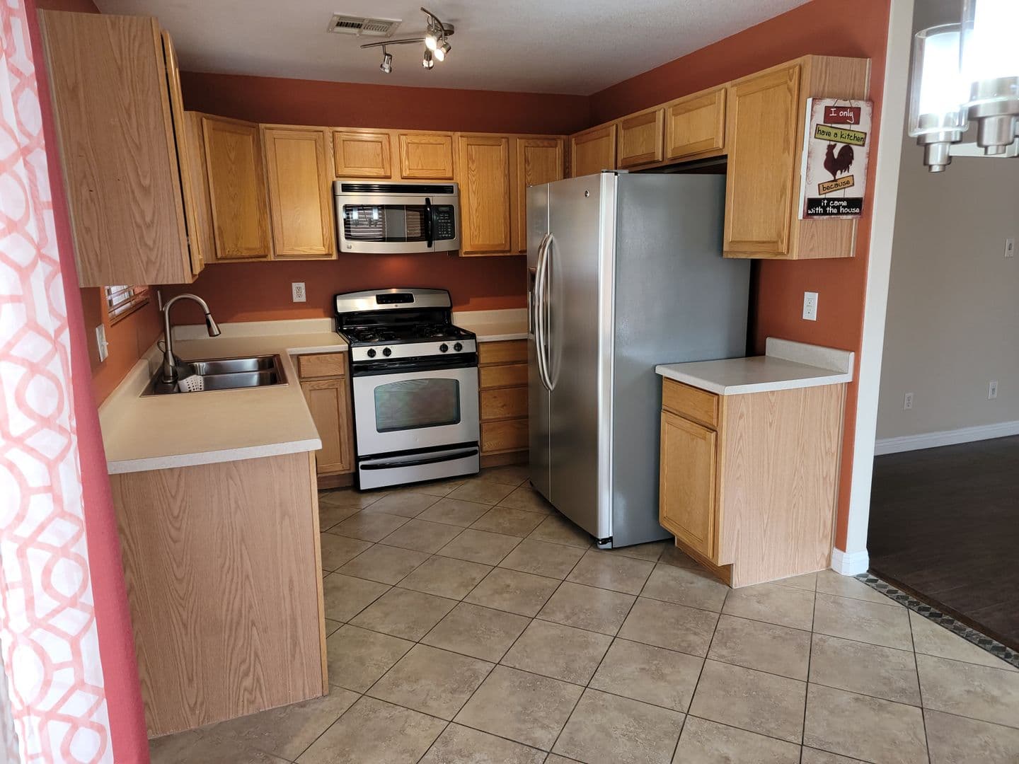Las Vegas House: 1086 Silver Creek Ave