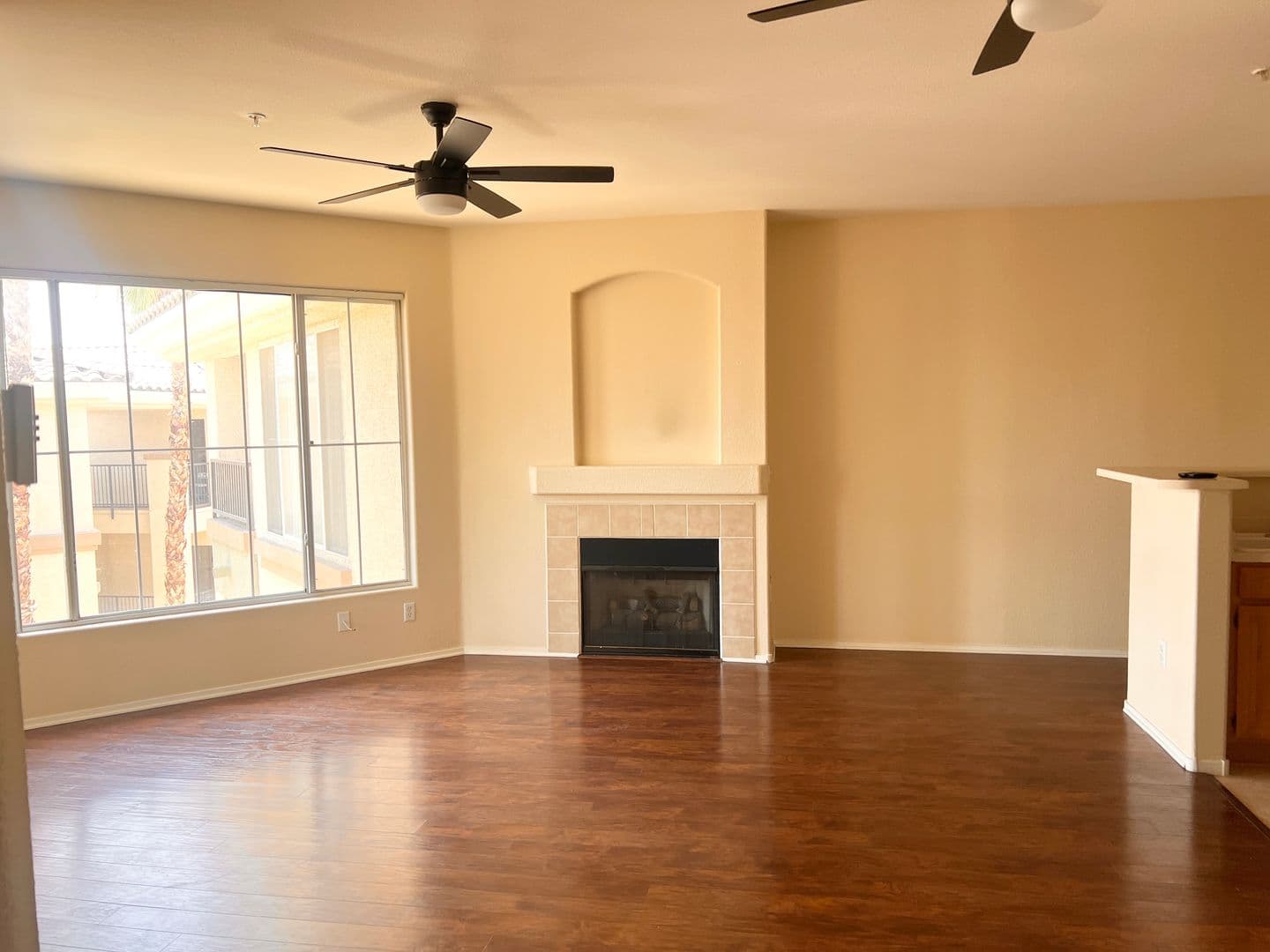 Las Vegas House: 7135 S. Durango Dr #307