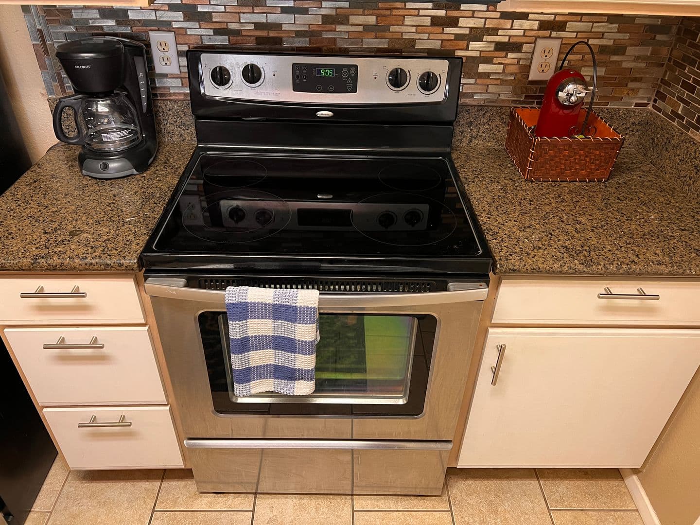 Las Vegas House: 2300 E Silverado Ranch Blvd #2158