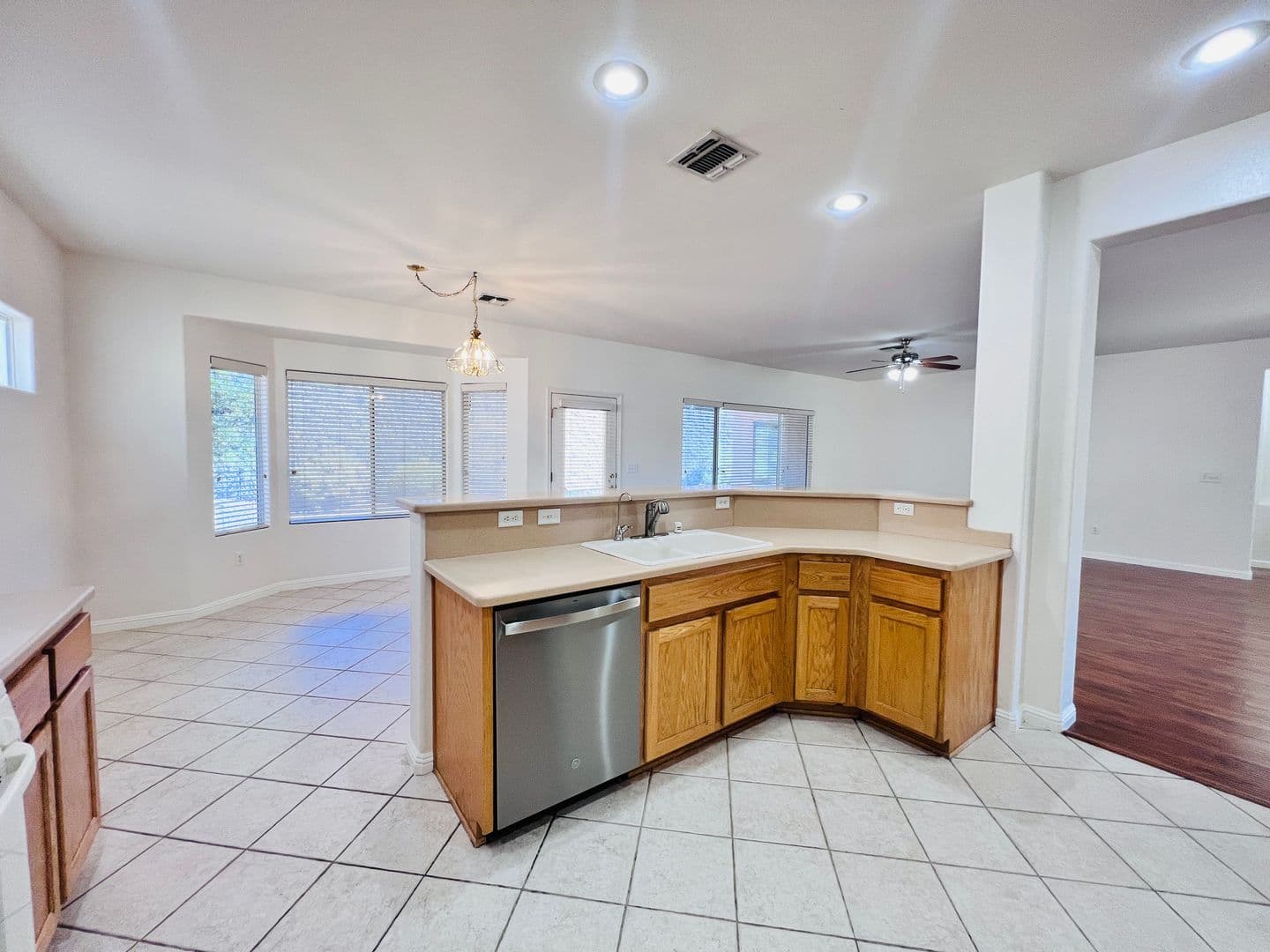 Henderson House: 3047 Hickory Valley Rd