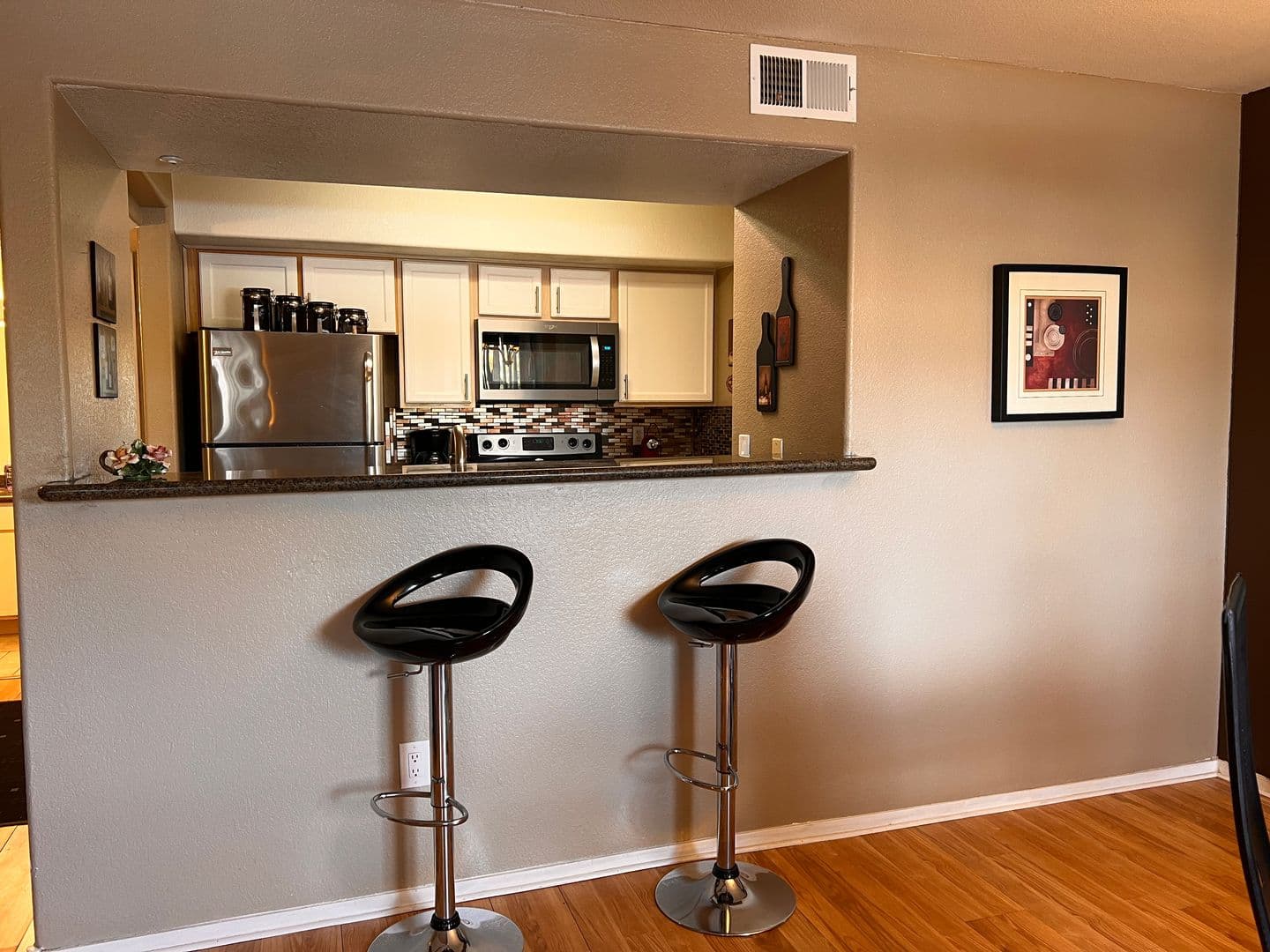 Las Vegas House: 2300 E Silverado Ranch Blvd #2158