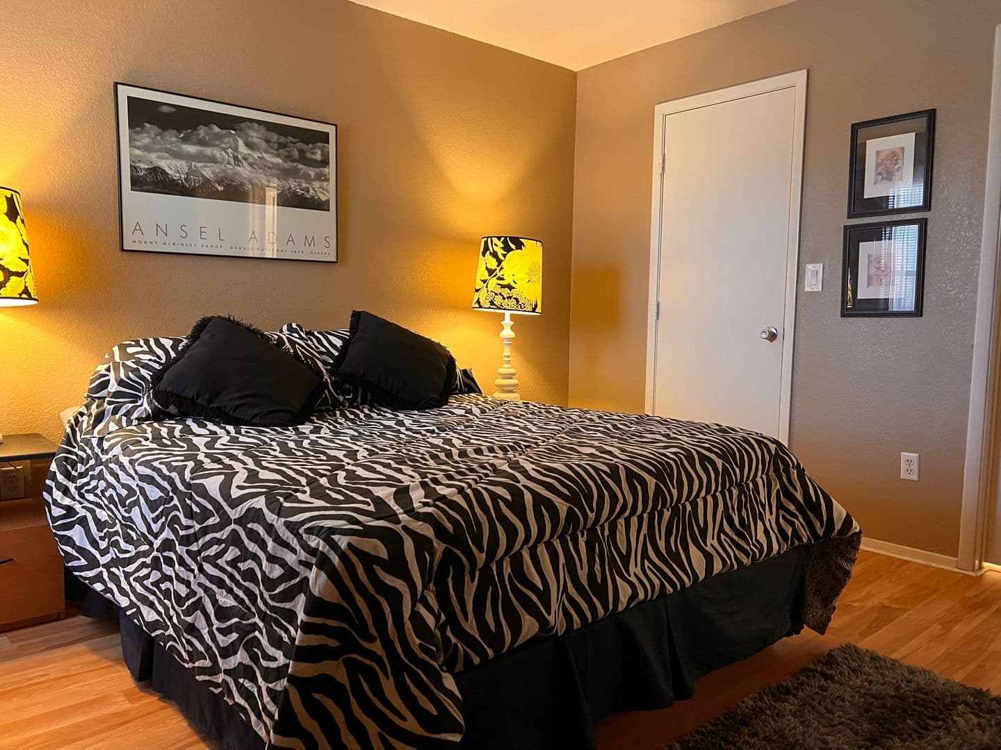 Las Vegas House: 2300 E Silverado Ranch Blvd #2158