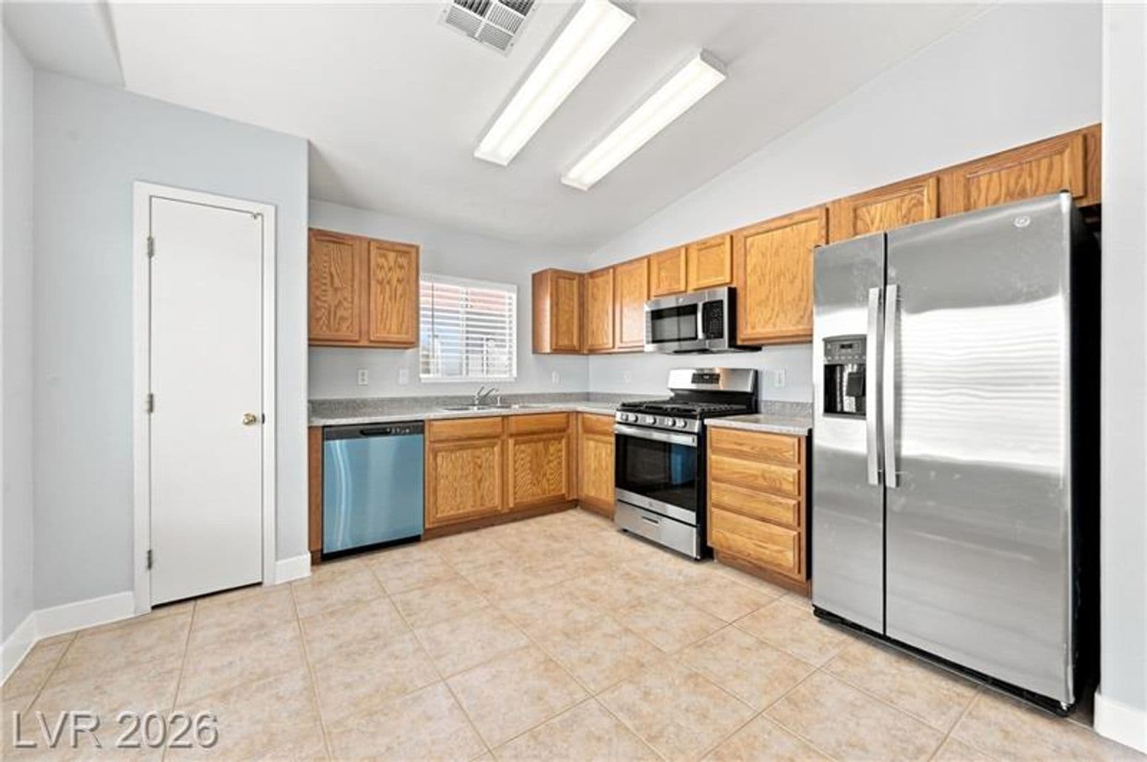 Henderson House: 6060 Allred Ave #101