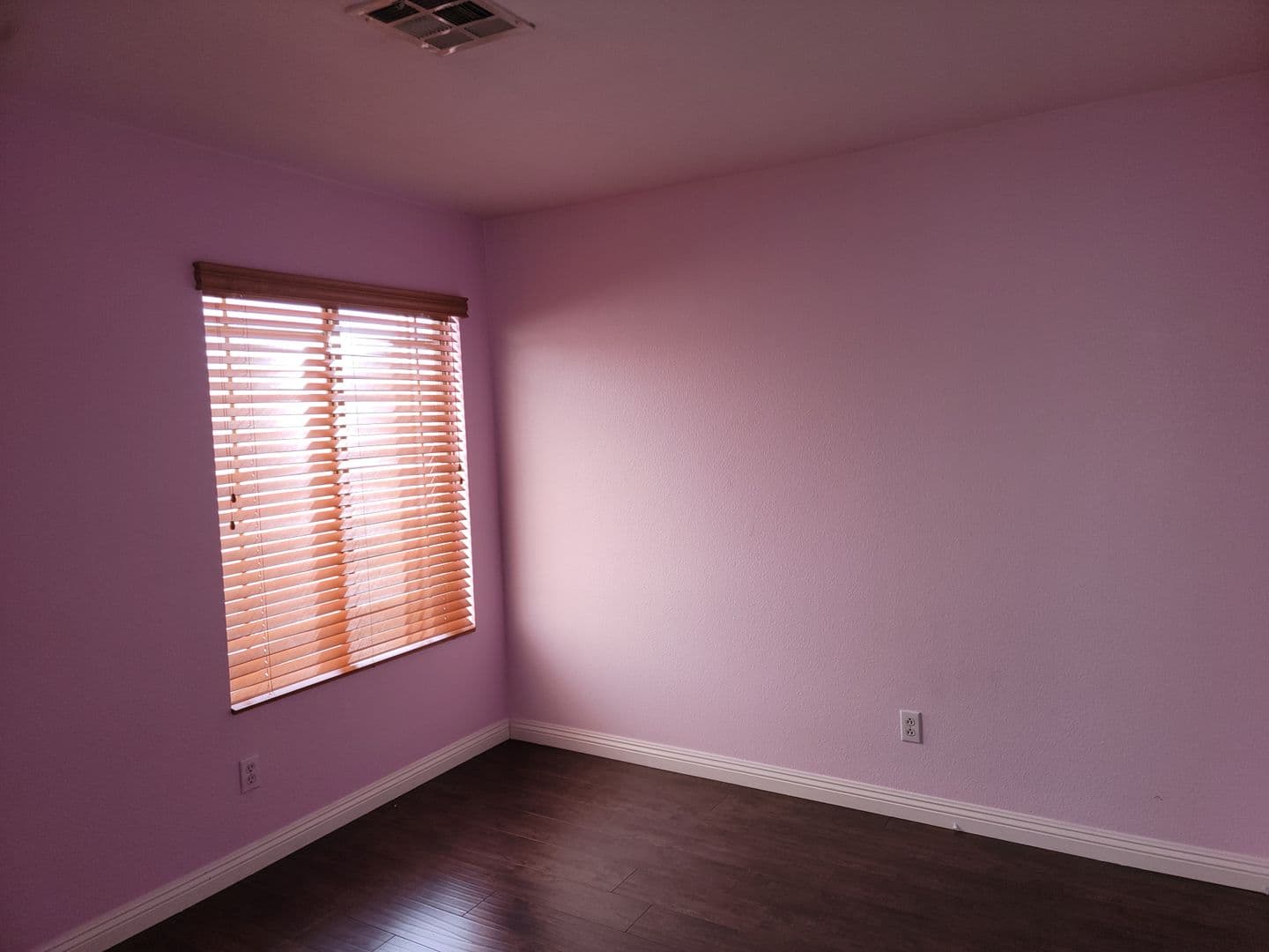 Las Vegas House: 1086 Silver Creek Ave