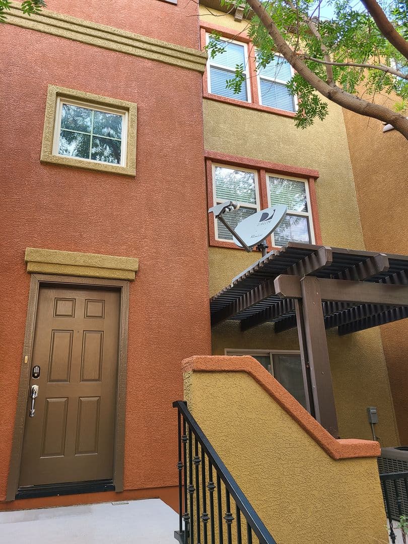North Las Vegas Townhome: 4650 Ranch House Rd #70