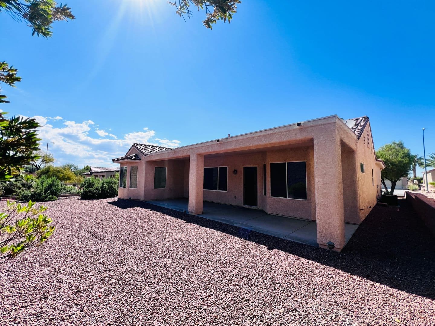 Henderson House: 3047 Hickory Valley Rd