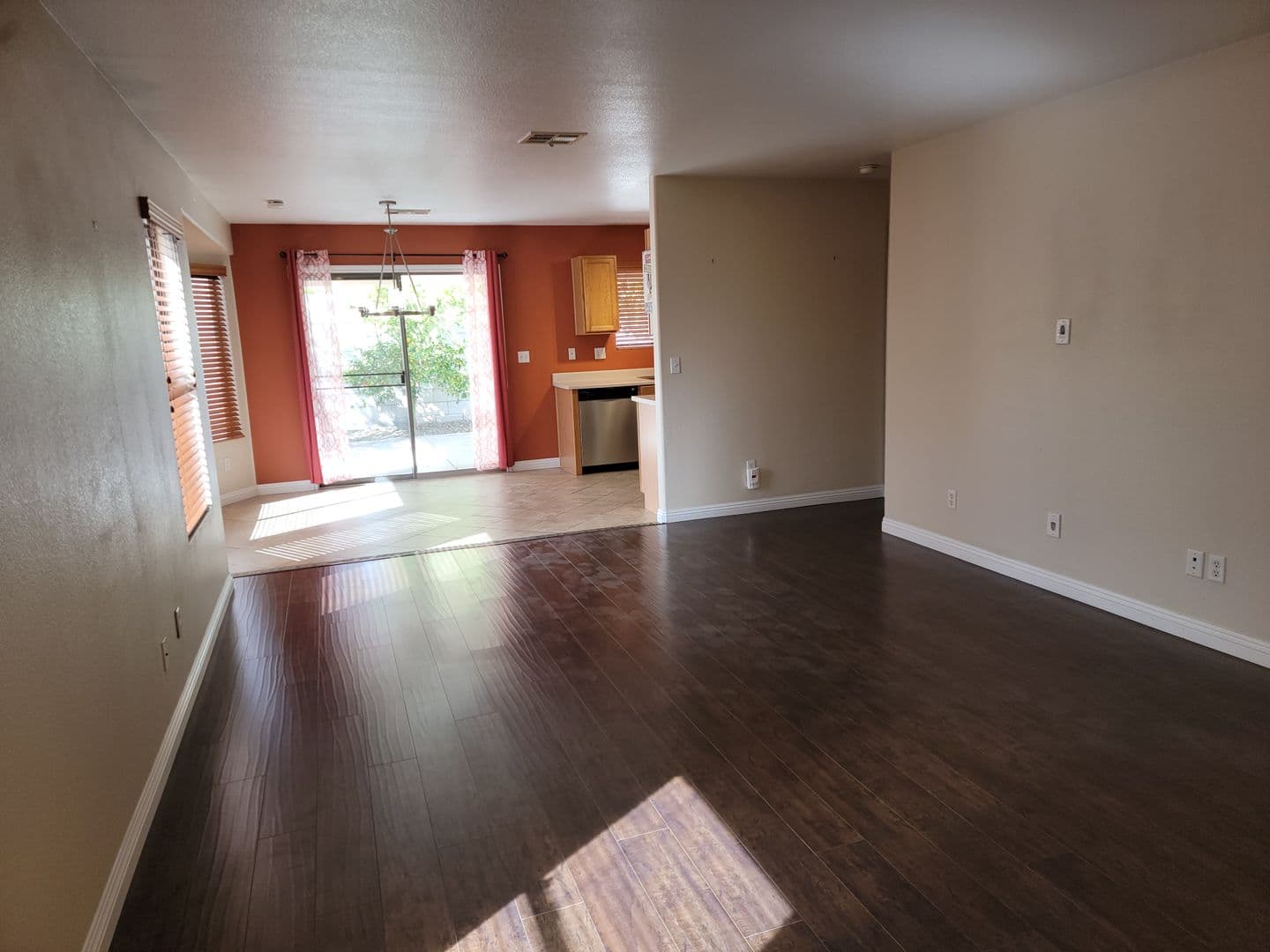 Las Vegas House: 1086 Silver Creek Ave
