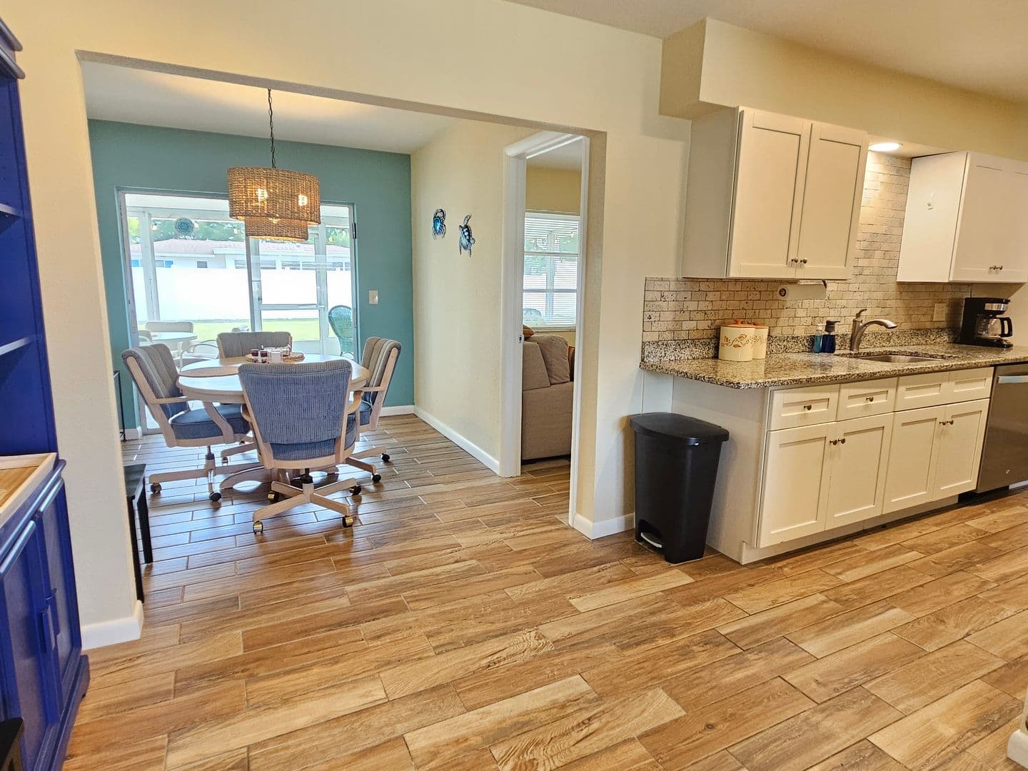 Venice House: 426 Pineview Drive
