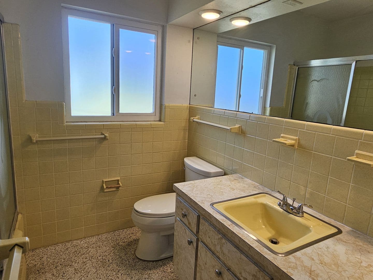 Venice House: 264 Glen Oak Road