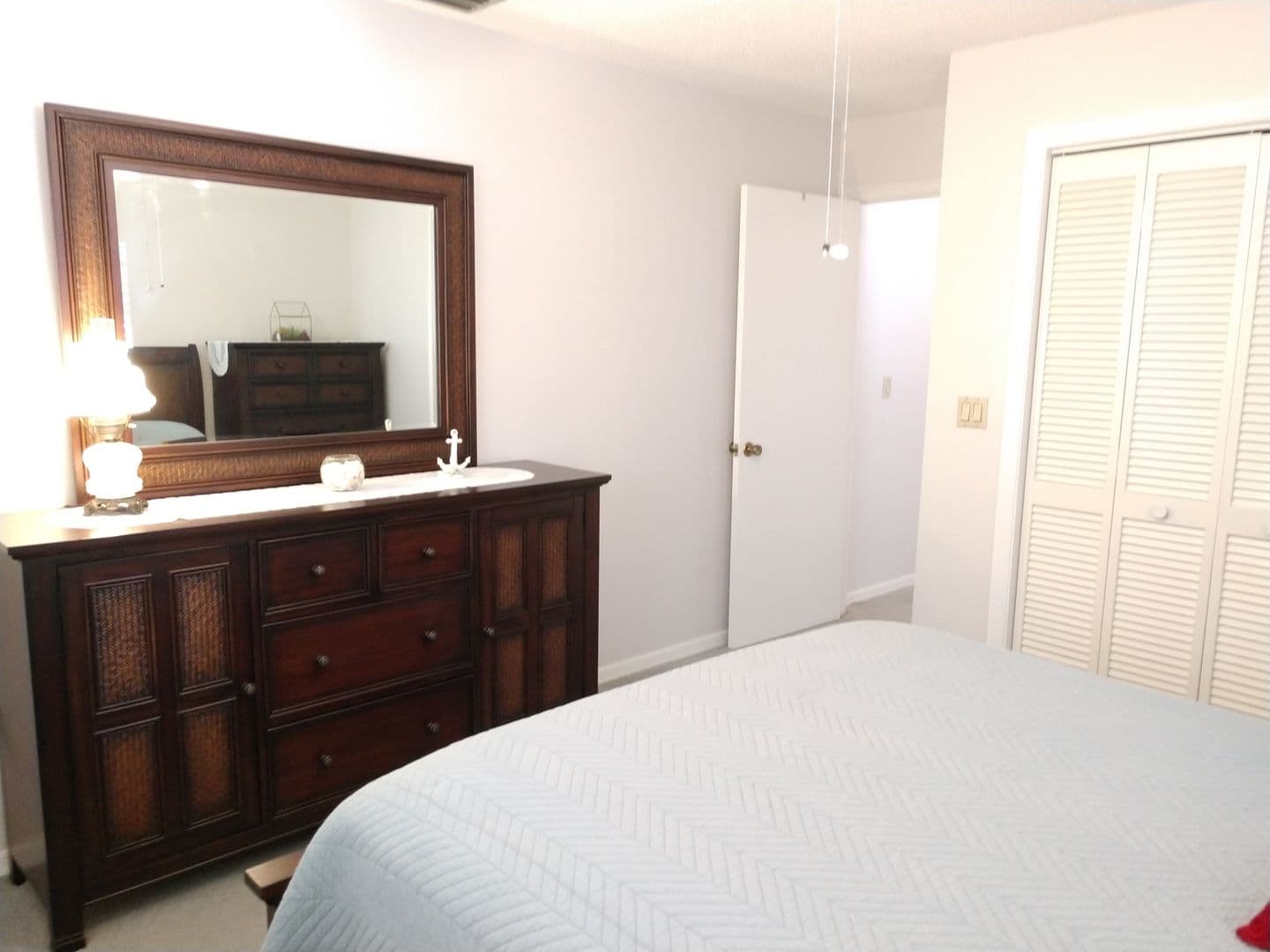 Venice House: 3177 E Village Drive