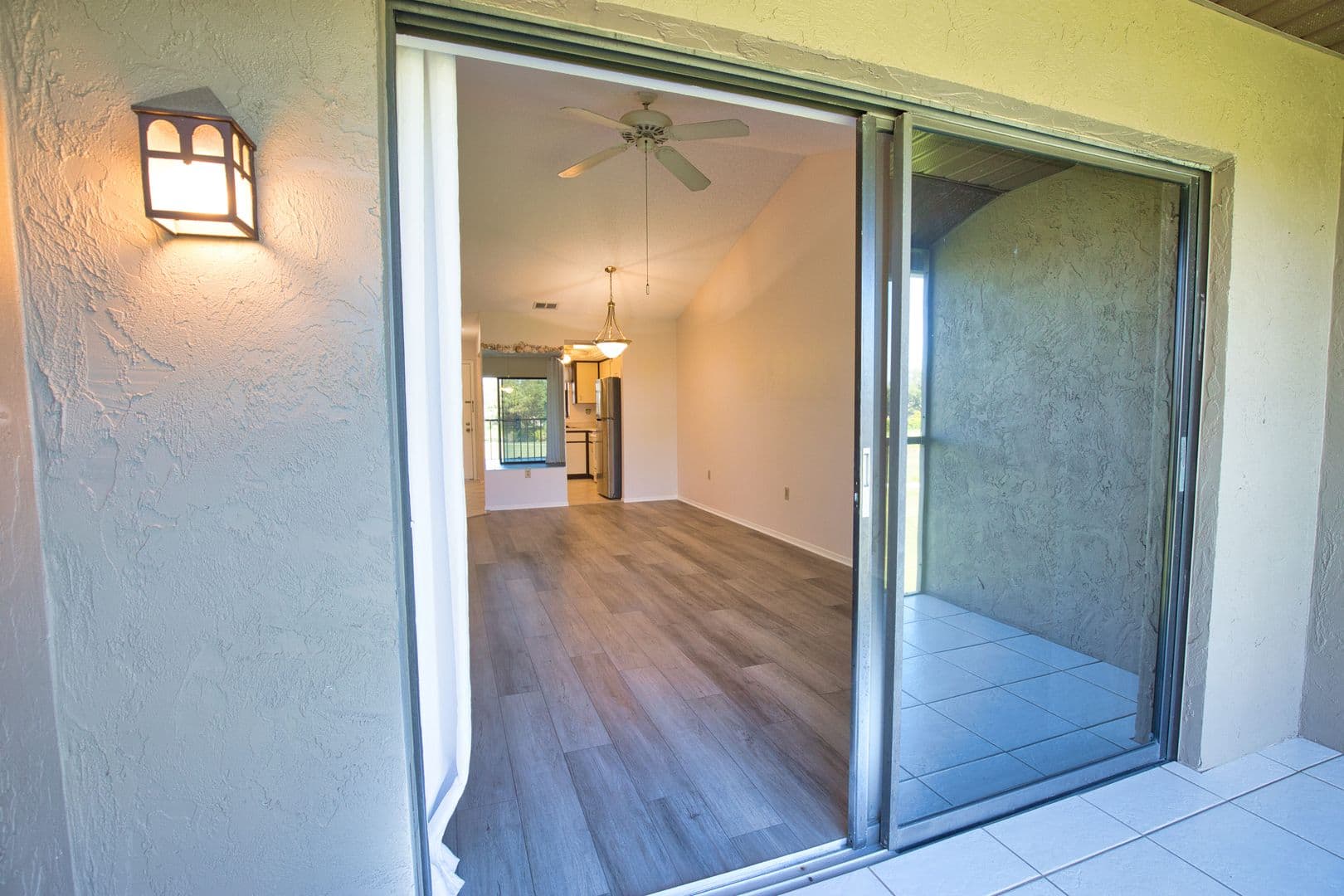 Venice Condo: 927 Capri Isles Blvd #8