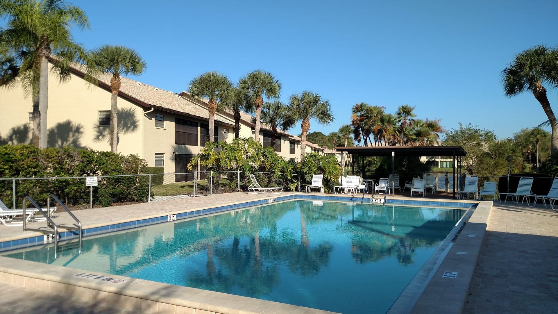 Venice Condo: 310 Mission Trail N #H