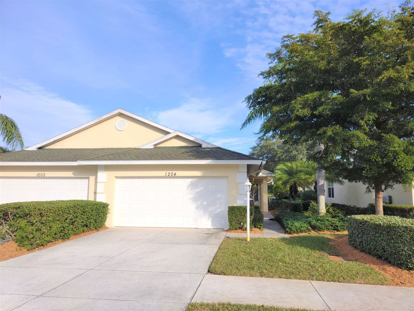 Venice House: 1204 Auburn Cove Circle