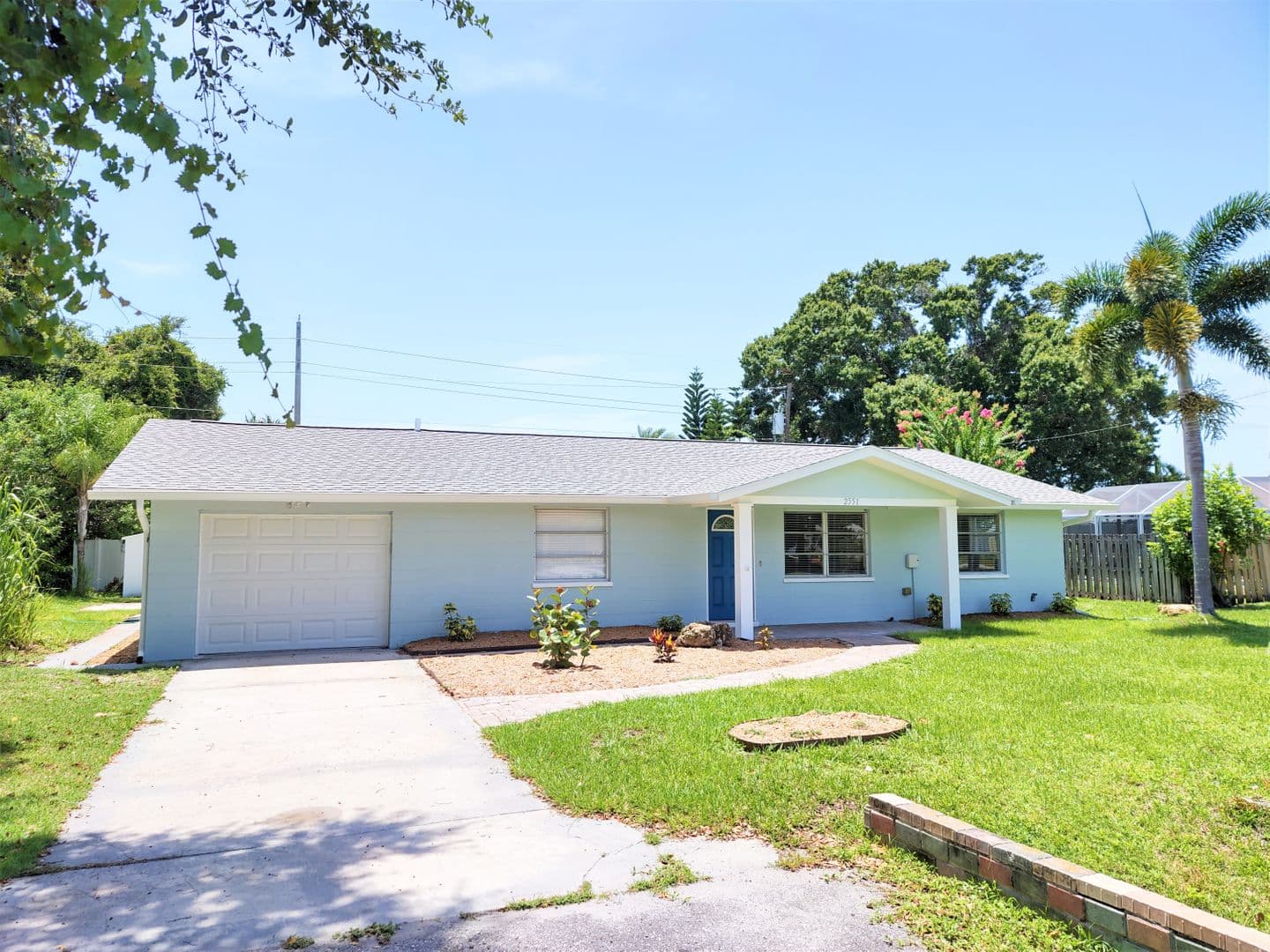 Venice House: 2551 Yucca Road