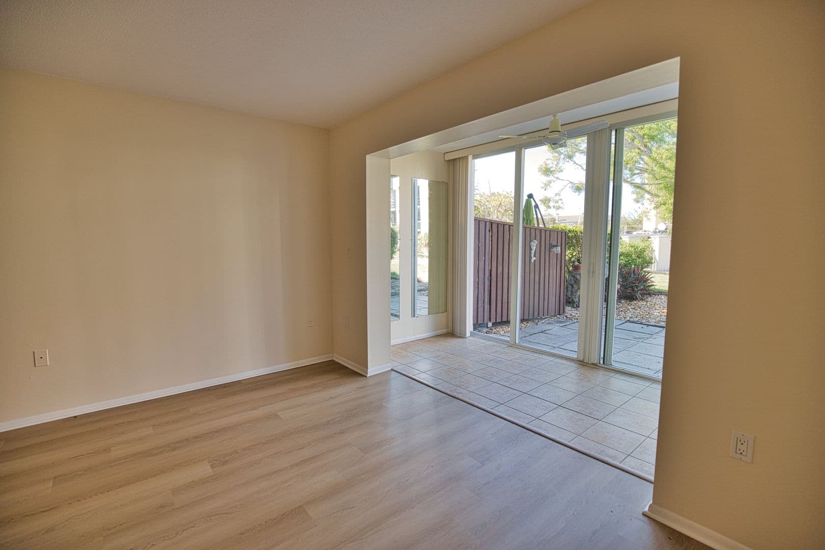 Venice Condo: 220 Santa Maria Street #138