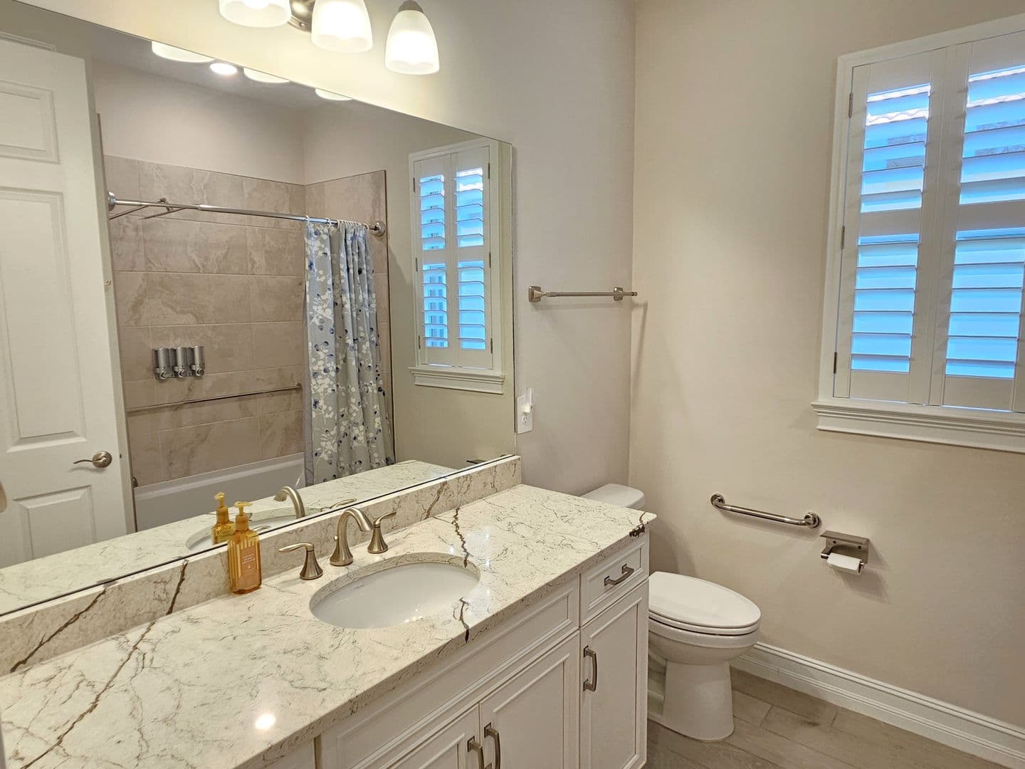 Nokomis House: 104 Villoresi Blvd