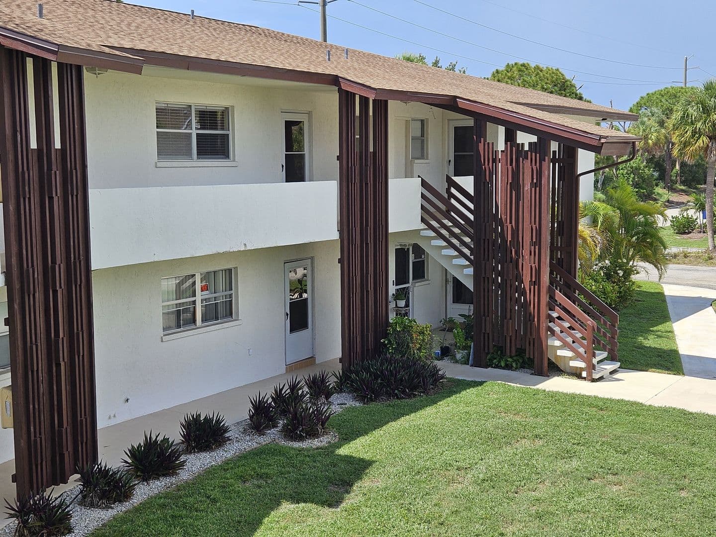 Venice Condo: 245 Center Road #211