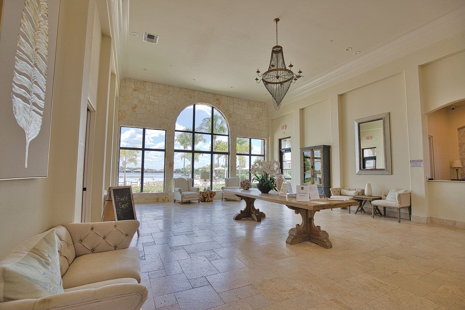 Nokomis House: 104 Villoresi Blvd