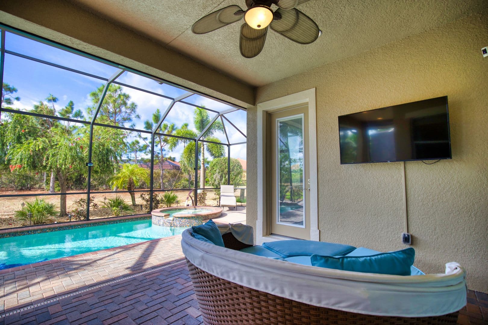 Venice House: 116 Pesaro Drive