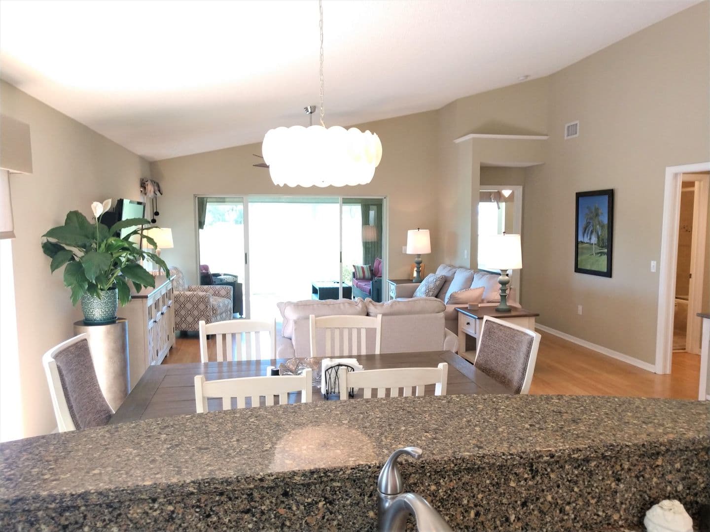 Venice House: 540 Clubside Circle