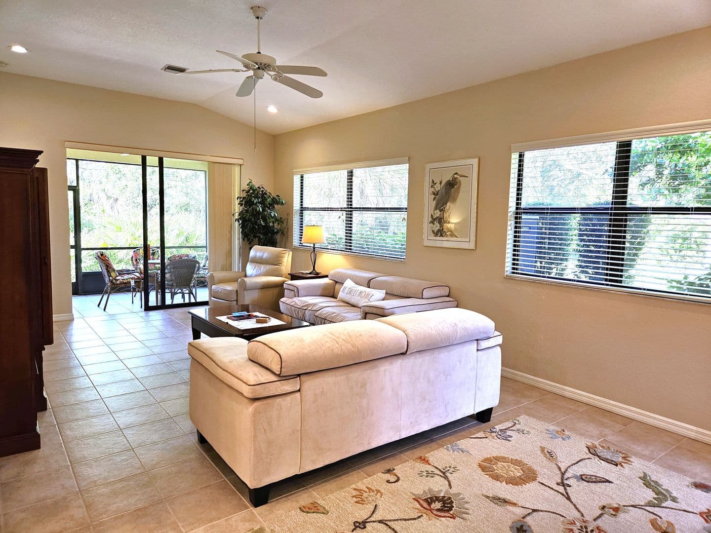 Venice House: 4528 Cancello Grande Avenue