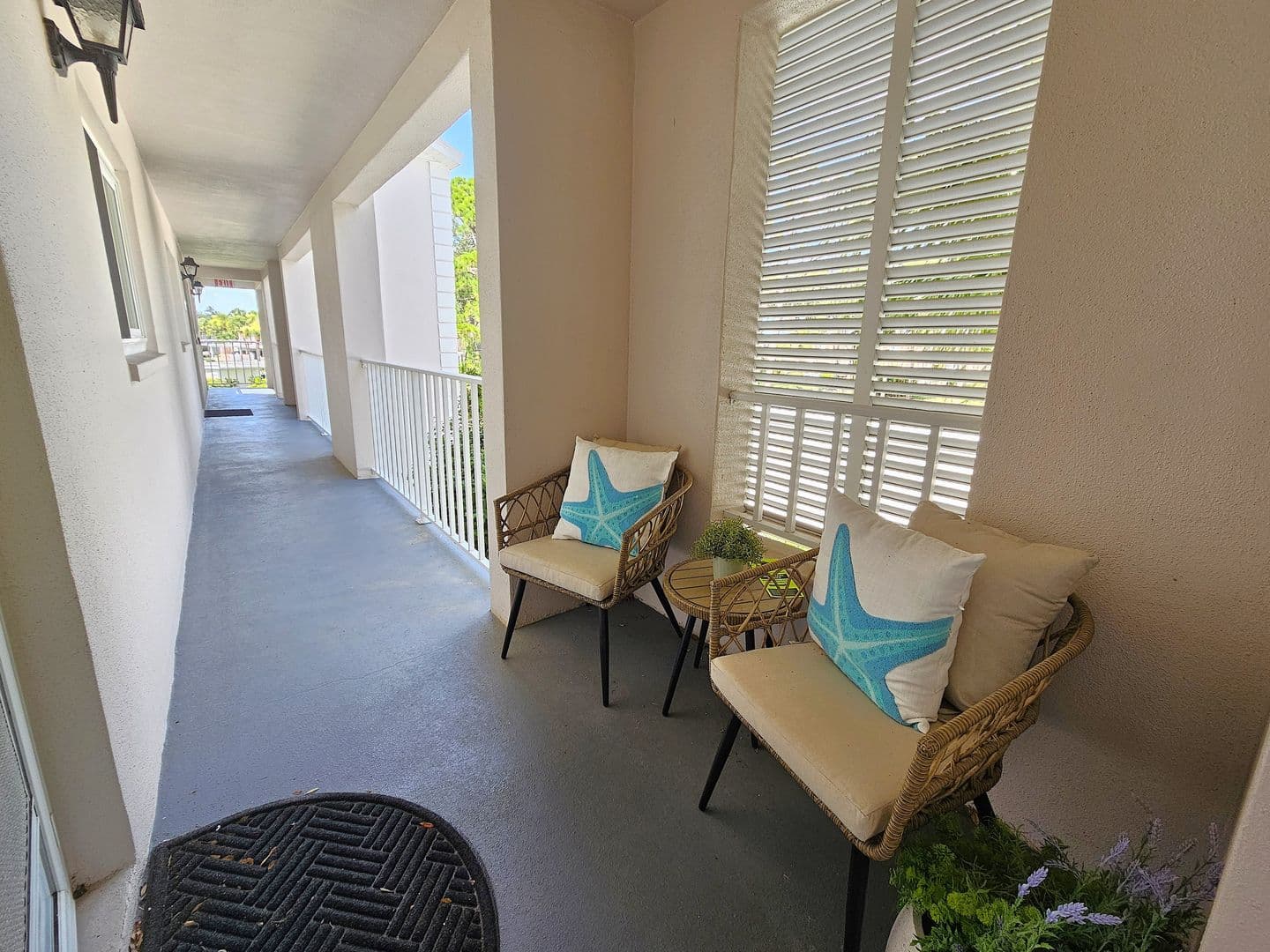Venice Condo: 437 Cerromar Lane #424
