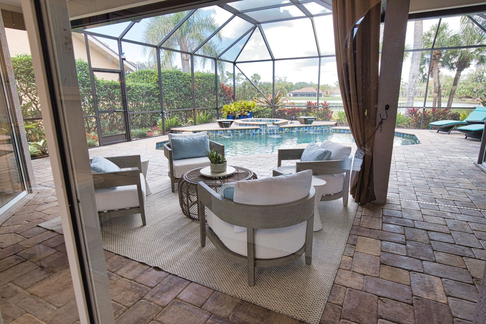 Venice House: 630 Khyber Lane