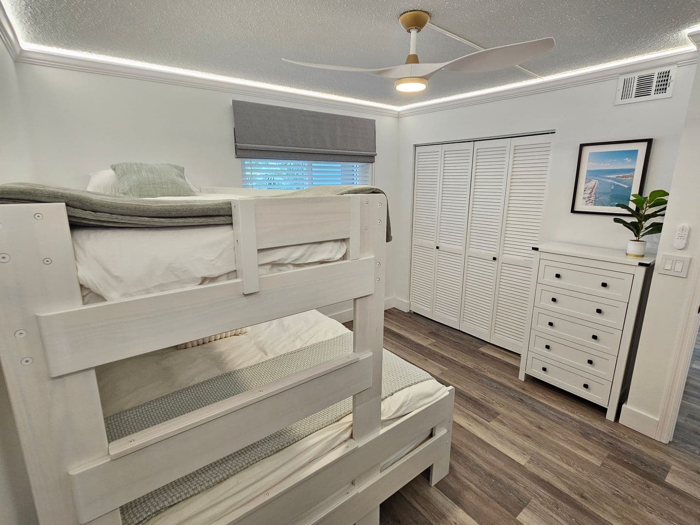 Venice Condo: 437 Cerromar Lane #424
