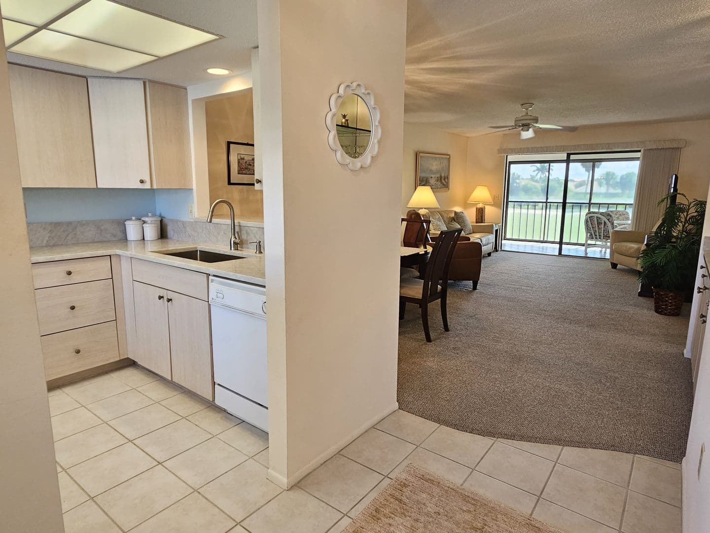 Venice Condo: 756 Avenida Estancia #B